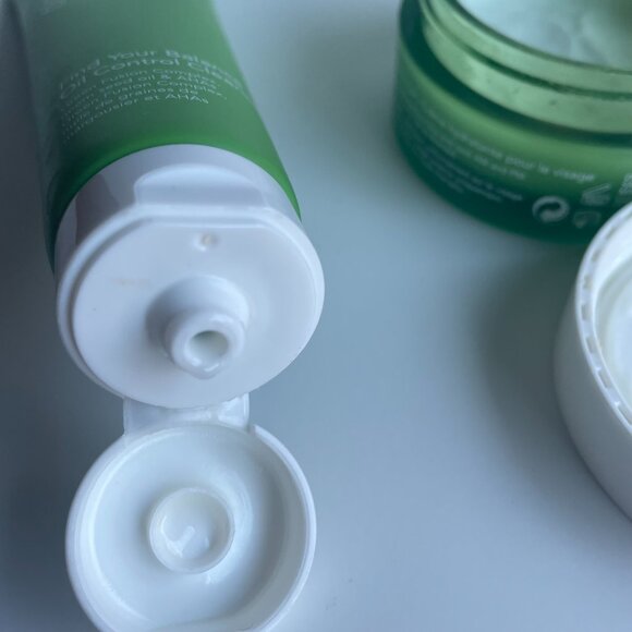 Ole Henriksen Oil Control Cleansers & Cold Plunge Moisturizer - Picture 4 of 4